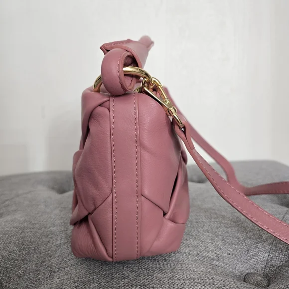 Stylish Mauve Woven Shoulder Bag - Picture 6 of 10